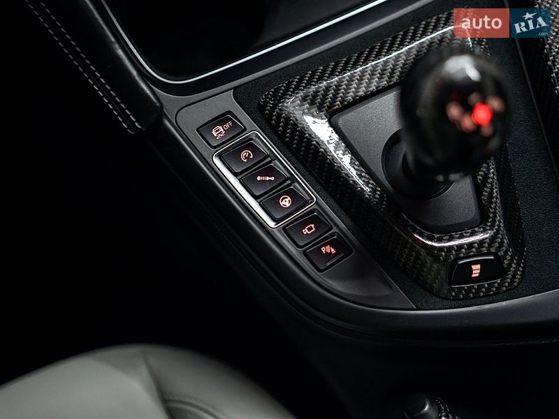 Купе BMW M4 2015 в Львове