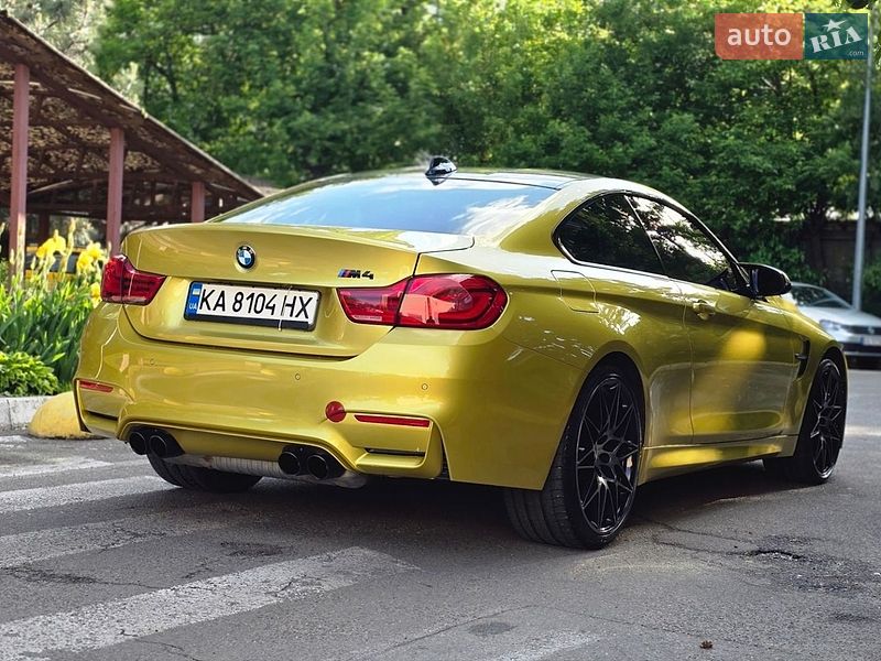 Купе BMW M4 2017 в Киеве фото 9 Купе BMW M4 2017 в Киеве