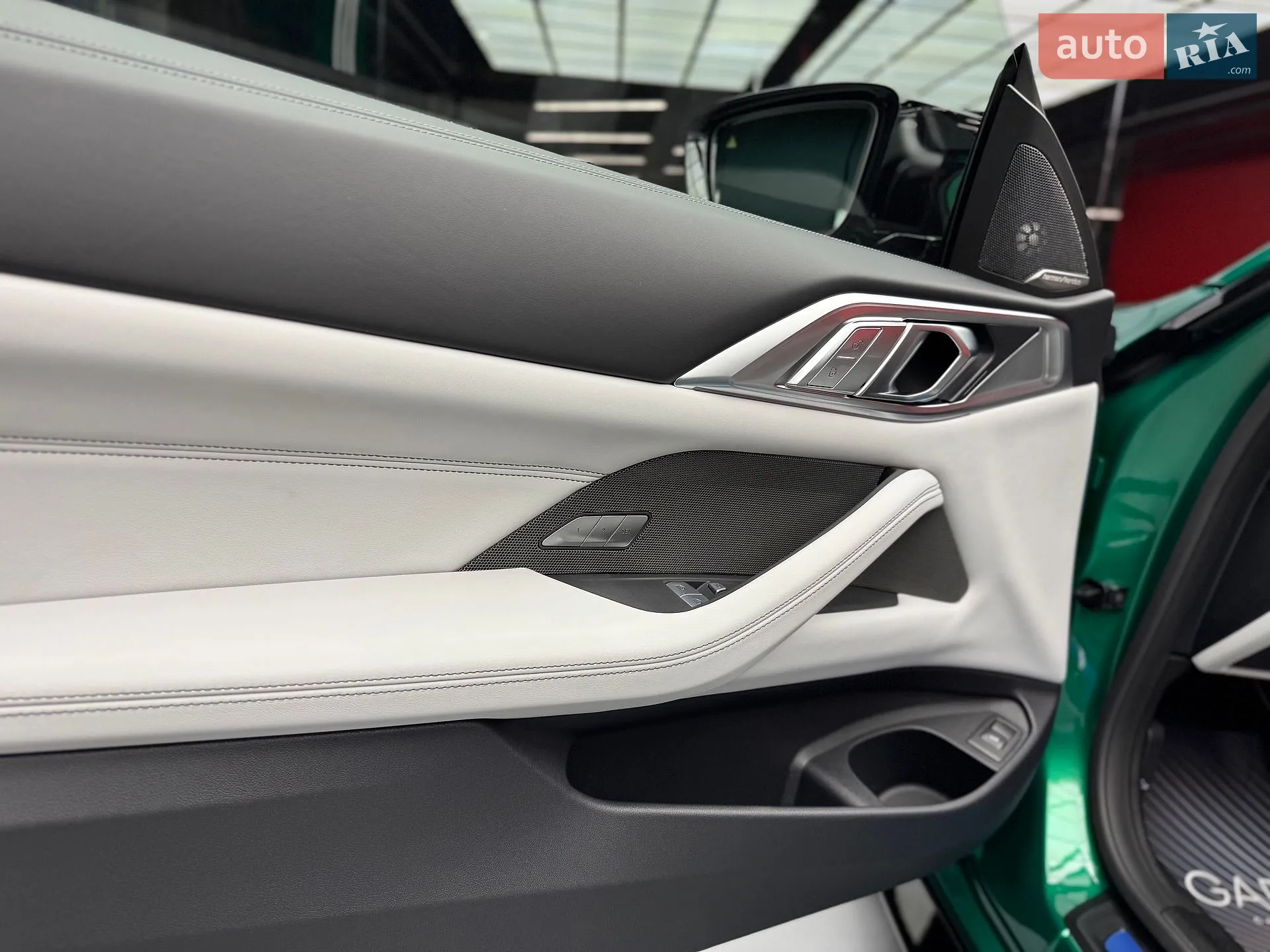 2025 BMW M4 - мініатюра 26