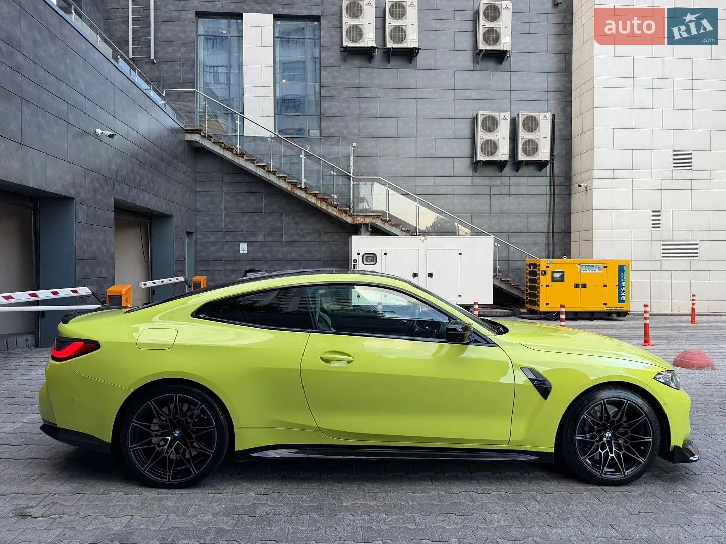 2022 BMW M4 - мініатюра 37