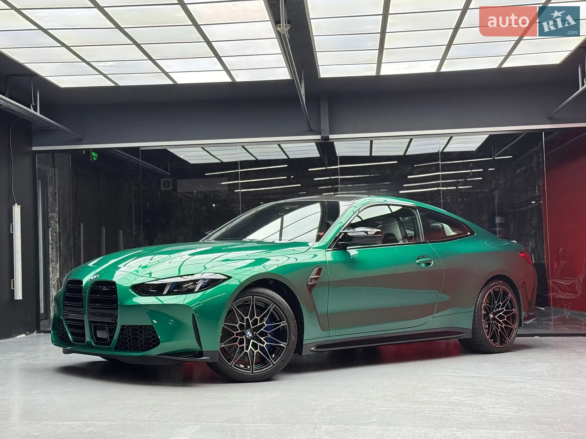 2025 BMW M4 - мініатюра 13
