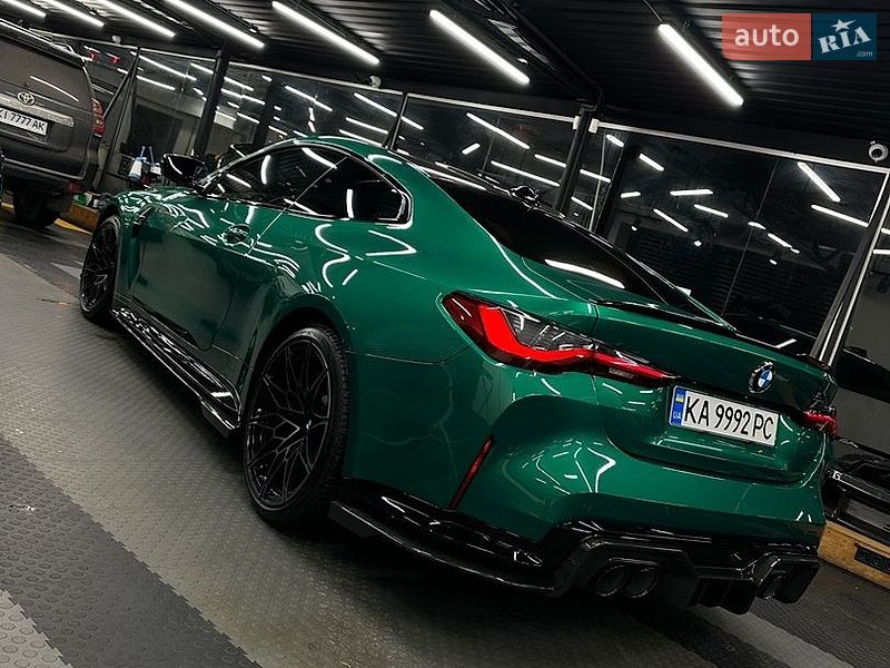 Купе BMW M4 2022 в Києві