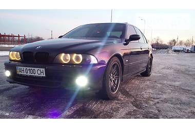 Седан BMW M5 1999 в 