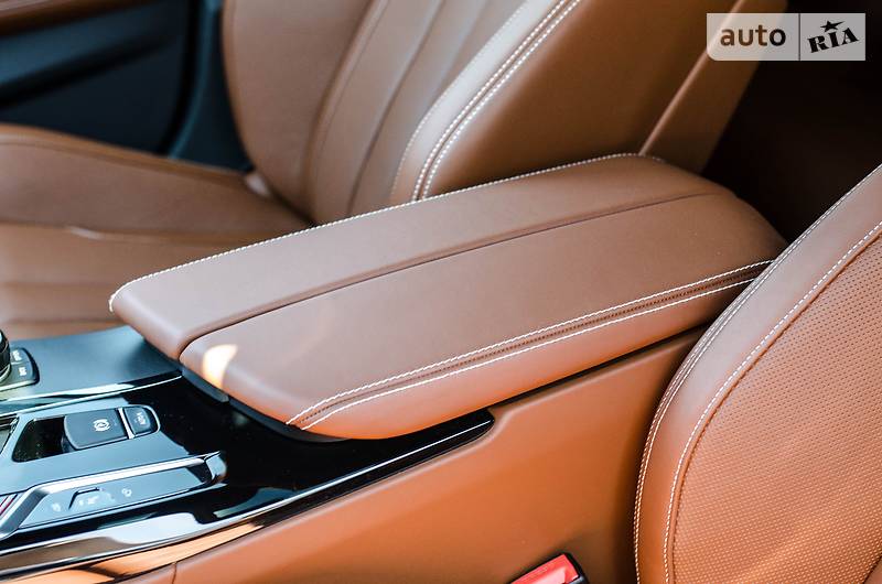 Седан BMW M5 2018 в Києві