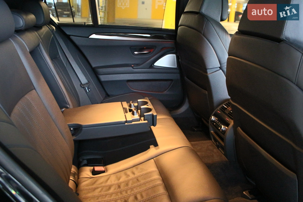 2013 BMW M5 - мініатюра 10