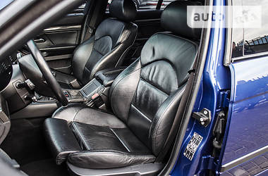 Седан BMW M5 2000 в 