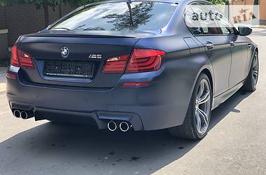 Седан BMW M5 2013 в Киеве