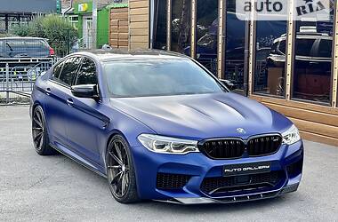 Седан BMW M5 2018 в Києві