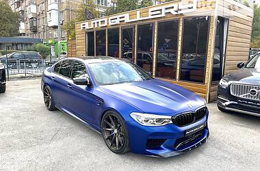 Седан BMW M5 2018 в Києві