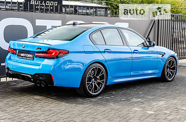 Седан BMW M5 2020 в 