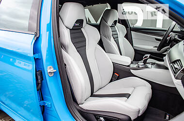 Седан BMW M5 2020 в 