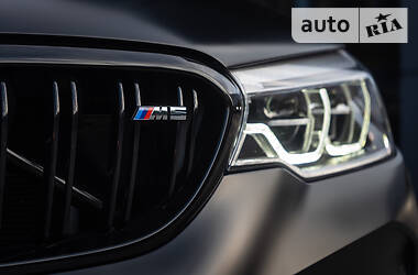 Седан BMW M5 2018 в 