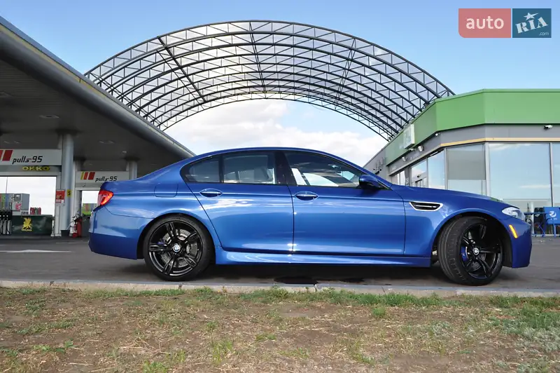 BMW M5