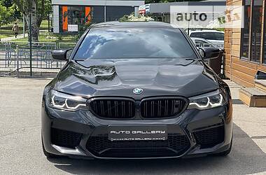 Седан BMW M5 2019 в Києві