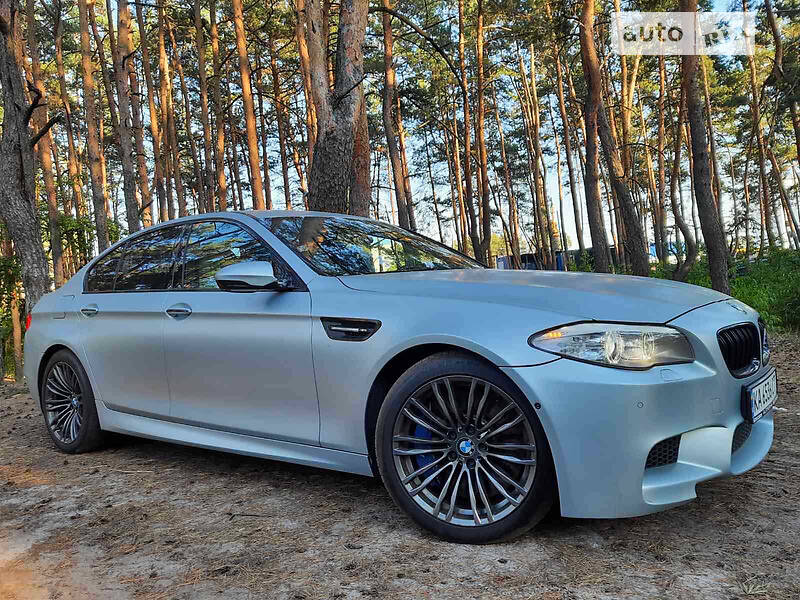 BMW M5