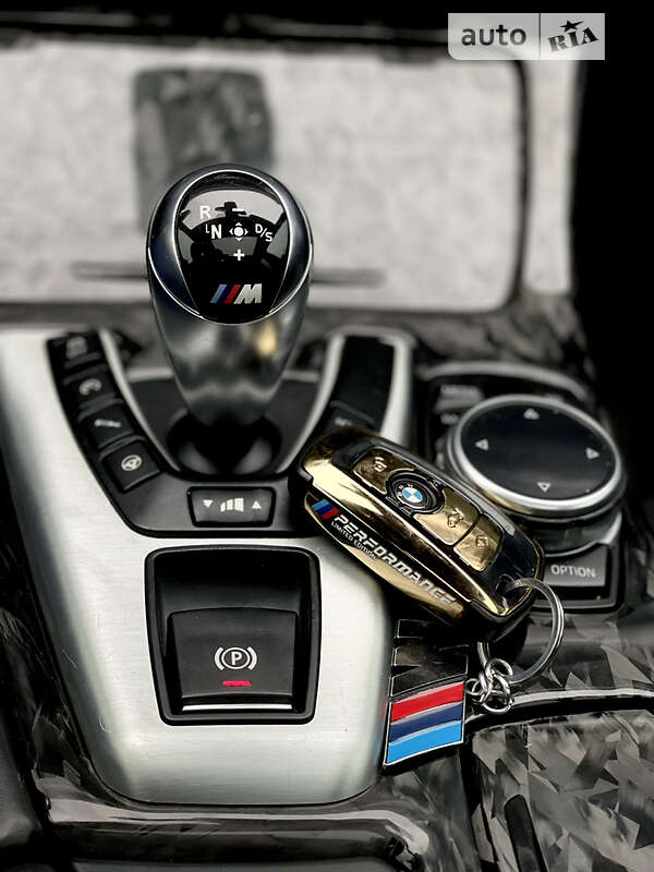 Седан BMW M5 2013 в Дніпрі
