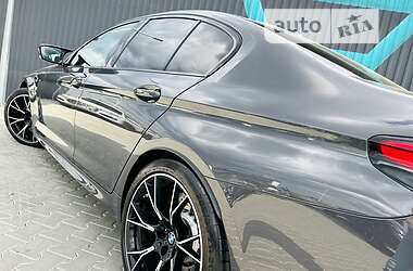 Седан BMW M5 2021 в 