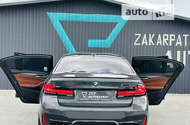 Седан BMW M5 2021 в 