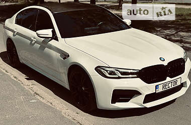 Седан BMW M5 2020 в 