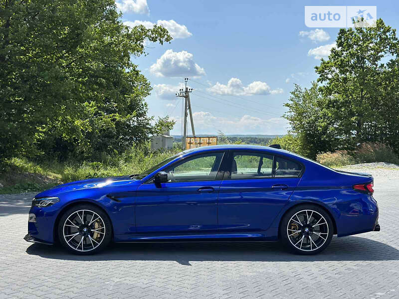 Седан BMW M5 2019 в Чернівцях