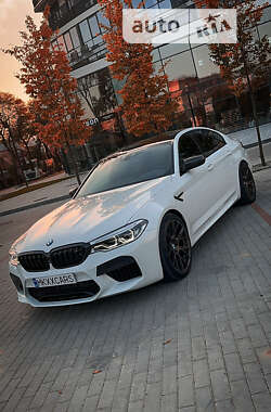 Седан BMW M5 2018 в Ужгороде