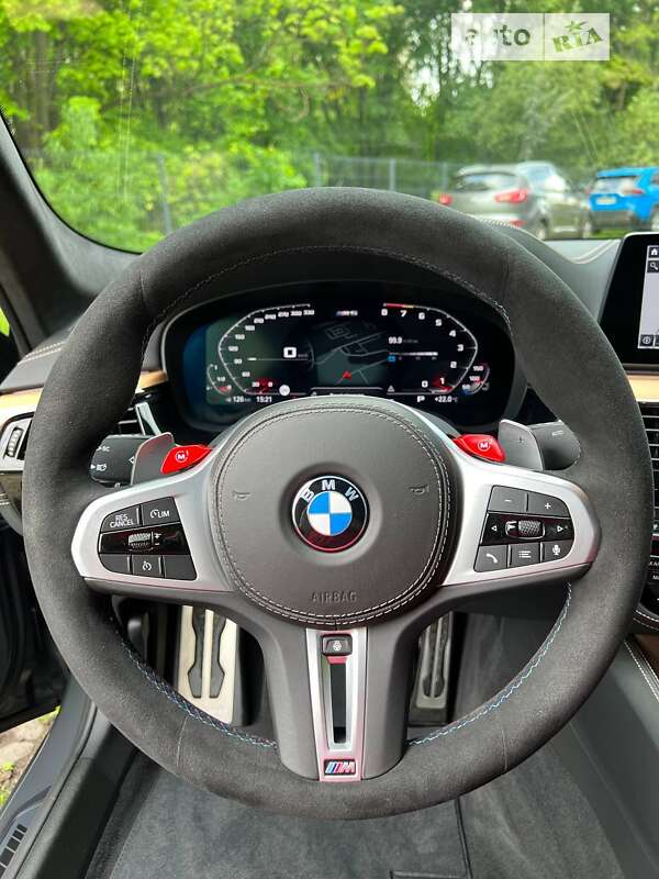 Седан BMW M5 2019 в Львове