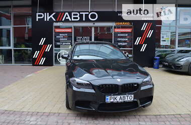 Седан BMW M5 2012 в Львові