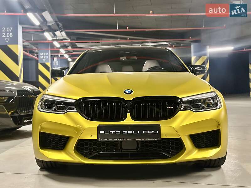 Седан BMW M5 2018 в Києві