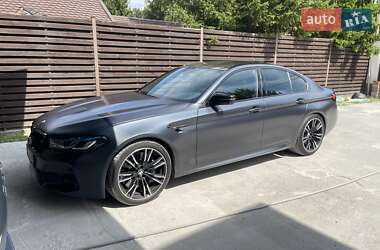 Седан BMW M5 2018 в Киеве