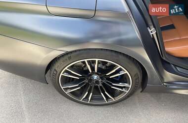 Седан BMW M5 2018 в Киеве