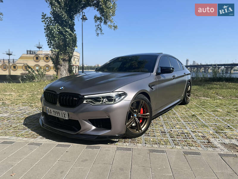 Седан BMW M5 2018 в Києві