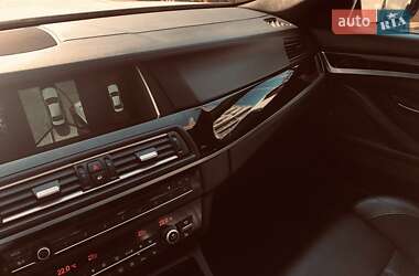 Седан BMW M5 2012 в 
