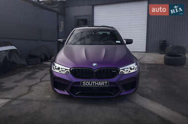 Седан BMW M5 2019 в Киеве