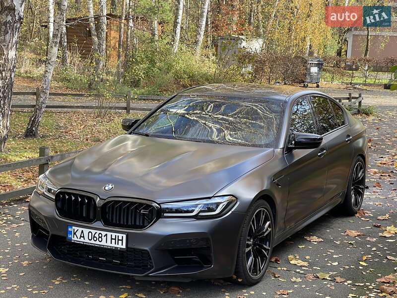 Седан BMW M5 2018 в Киеве