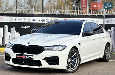 Седан BMW M5 2023 в 