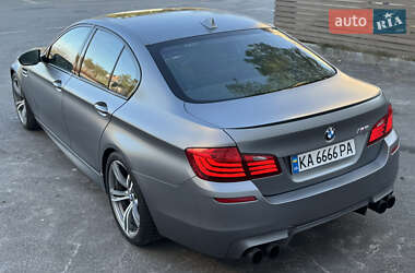 Седан BMW M5 2014 в Киеве