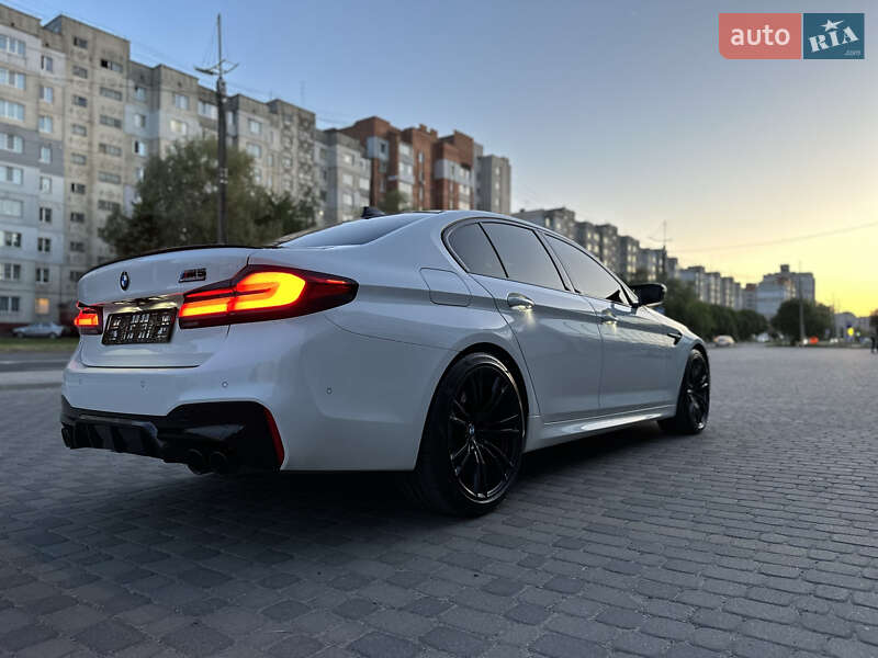 Седан BMW M5 2020 в Хмельницком