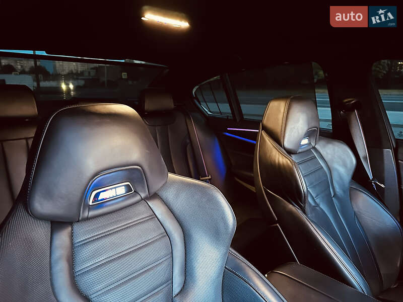 Седан BMW M5 2020 в Хмельницком
