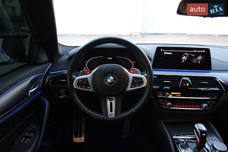Седан BMW M5 2020 в Хмельницком