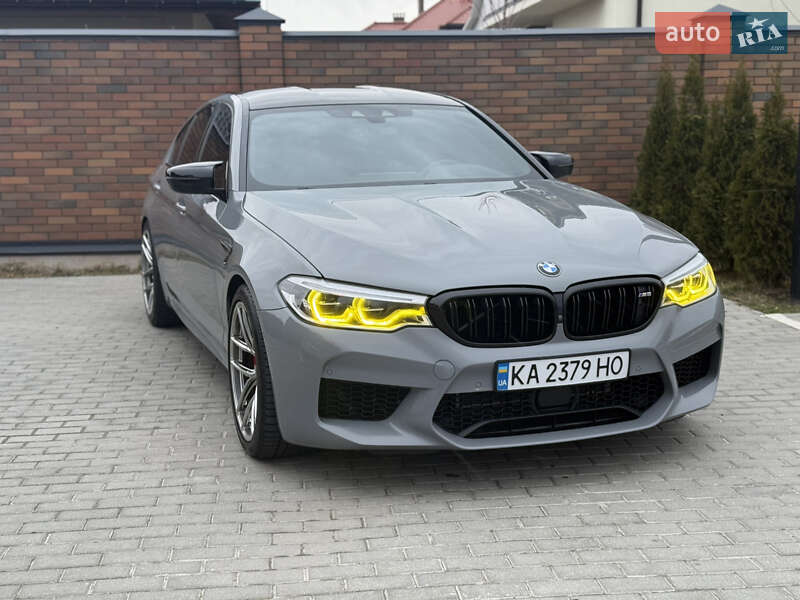 Седан BMW M5 2018 в Виннице