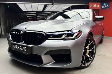 Седан BMW M5 2020 в 