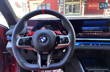 Седан BMW M5 2025 в 
