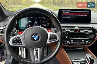 Седан BMW M5 2021 в 
