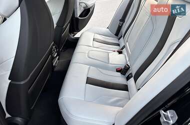 Седан BMW M5 2022 в 