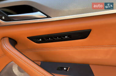 Седан BMW M5 2020 в 