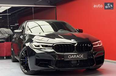 Седан BMW M5 2019 в 