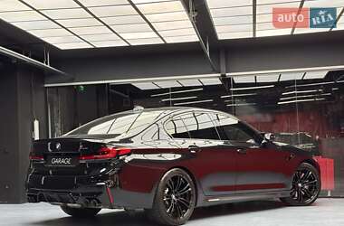 Седан BMW M5 2019 в 