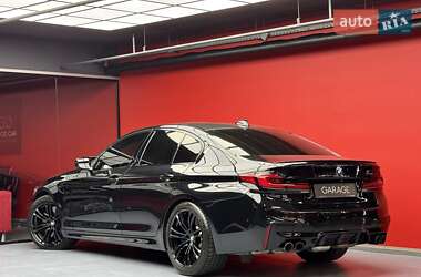 Седан BMW M5 2019 в 