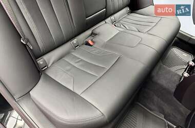 Седан BMW M5 2019 в 