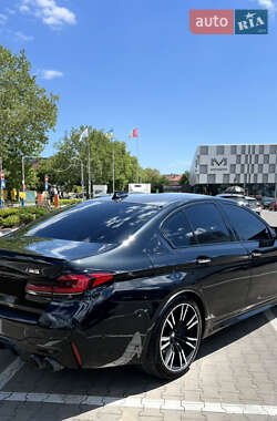 Седан BMW M5 2018 в 